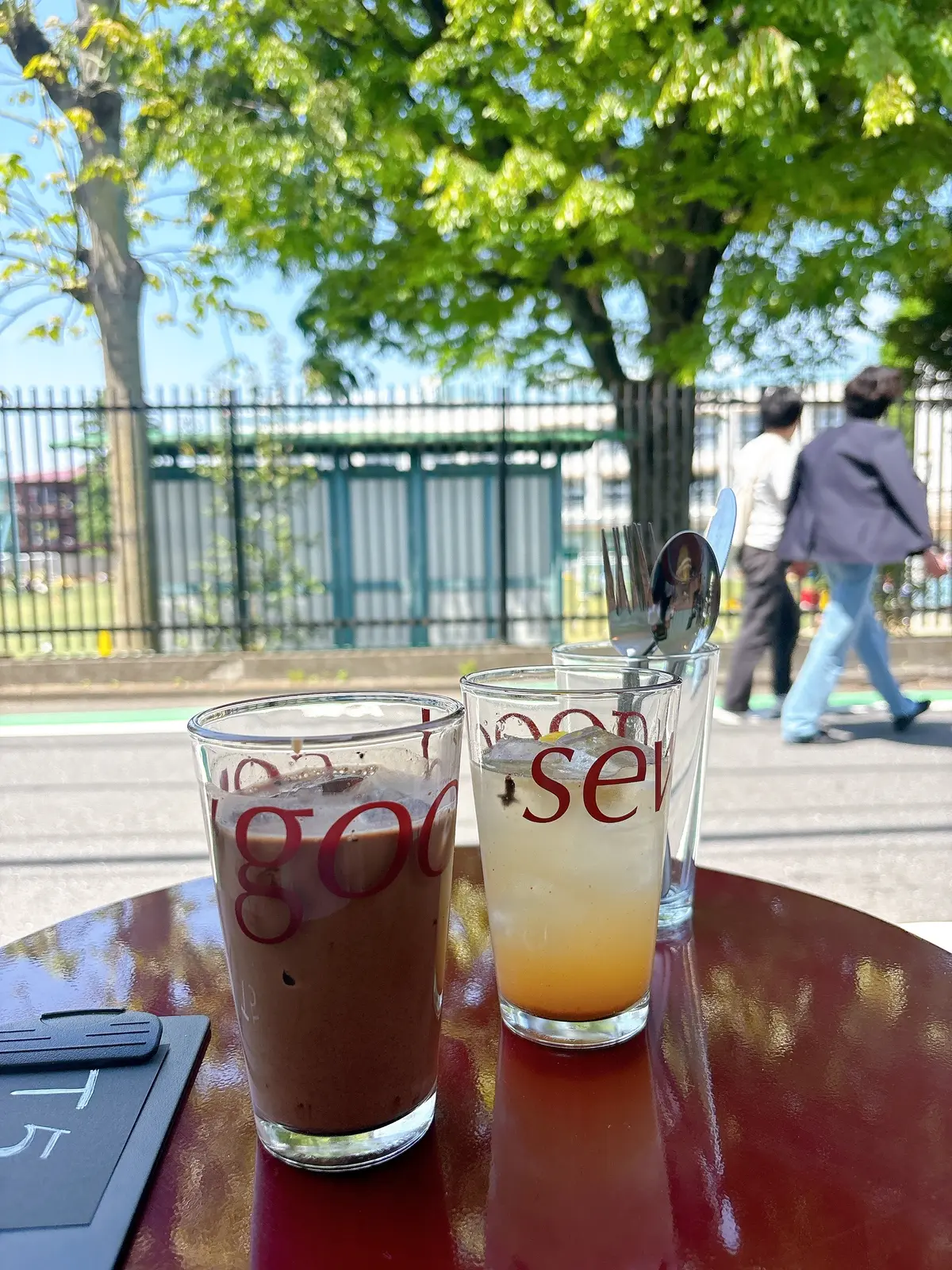 テラス席と飲み物