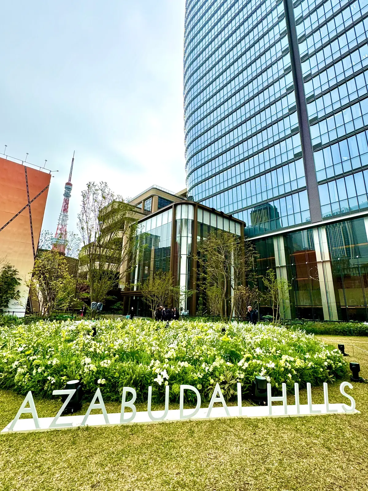 麻布台ヒルズ　東京タワー　撮影スポット　おすすめスポット　AZABUDAI HILLS