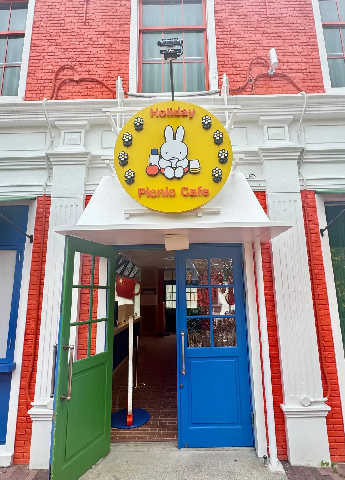 ハウステンボスミッフィーカフェ