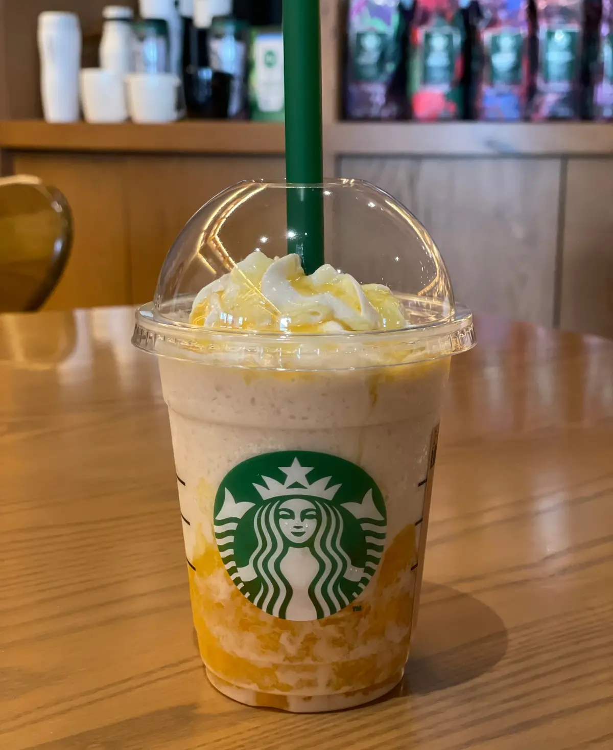 【夏全開！スタバ新作】ゴロッとマンゴー×の画像_2