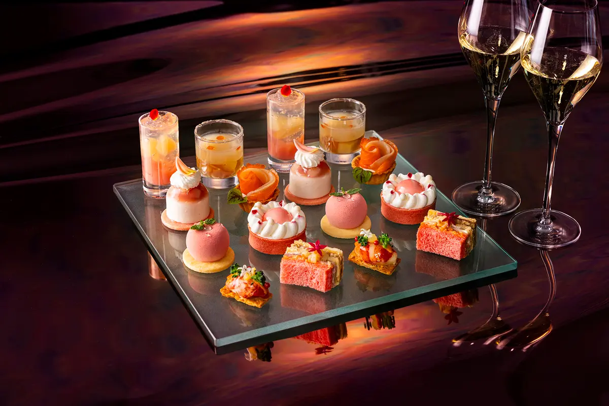 夜は“ピーチナイトティー”でしっとり大人な桃時間を