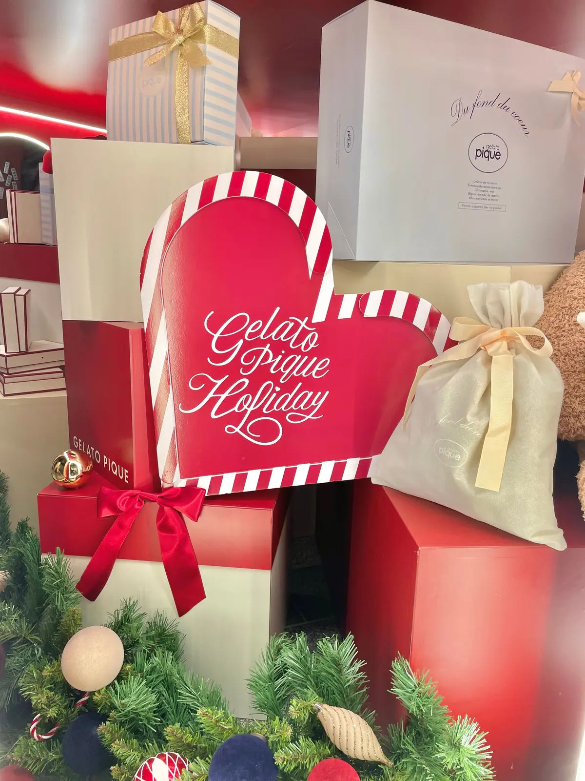 東京・表参道ヒルズで開催中の「ジェラート ピケ クリスマスギフトマーケット(GELATO PIQUE CHRISTMAS GIFT MARKET) 2024」