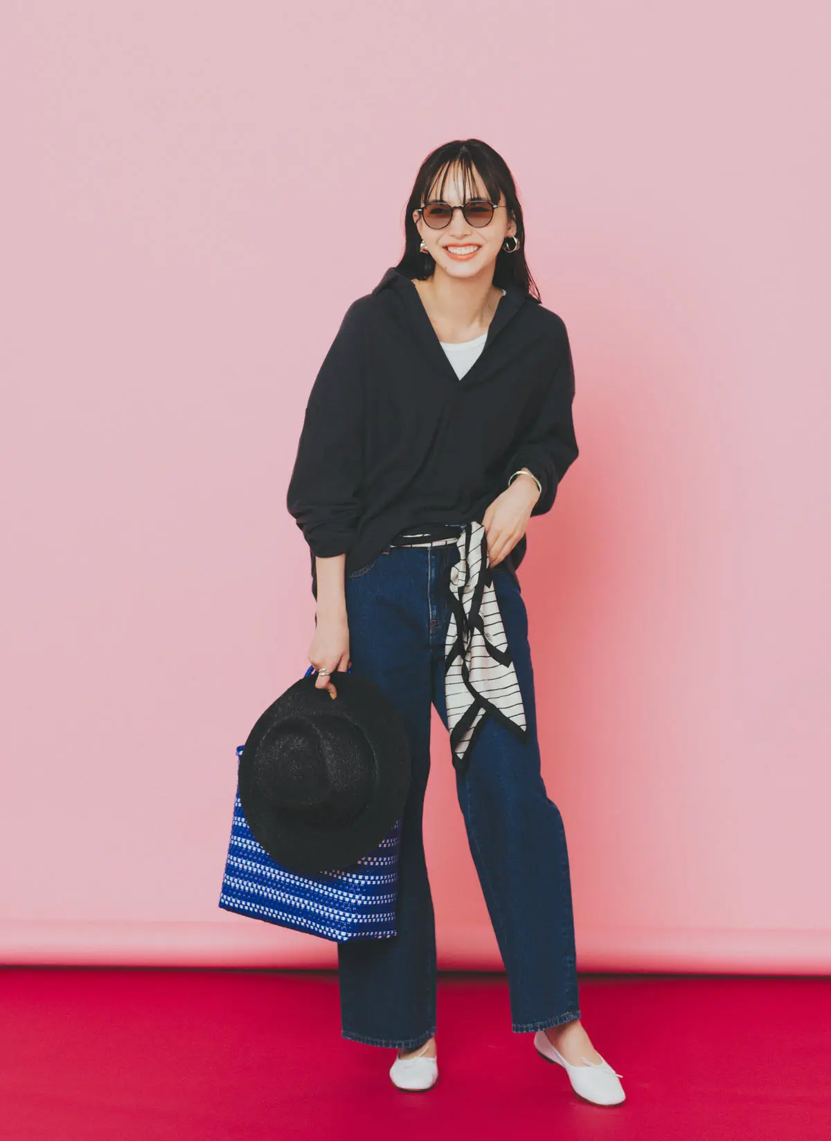 ボストンサングラス×デニムコーデ