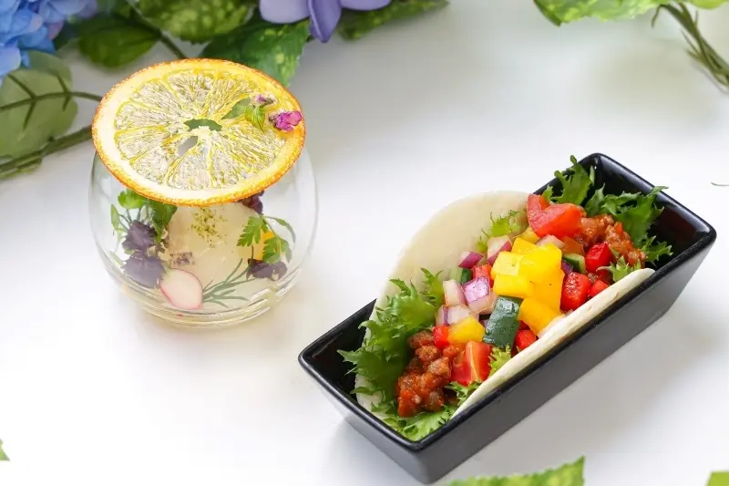 マンゴーサルサのミニタコス