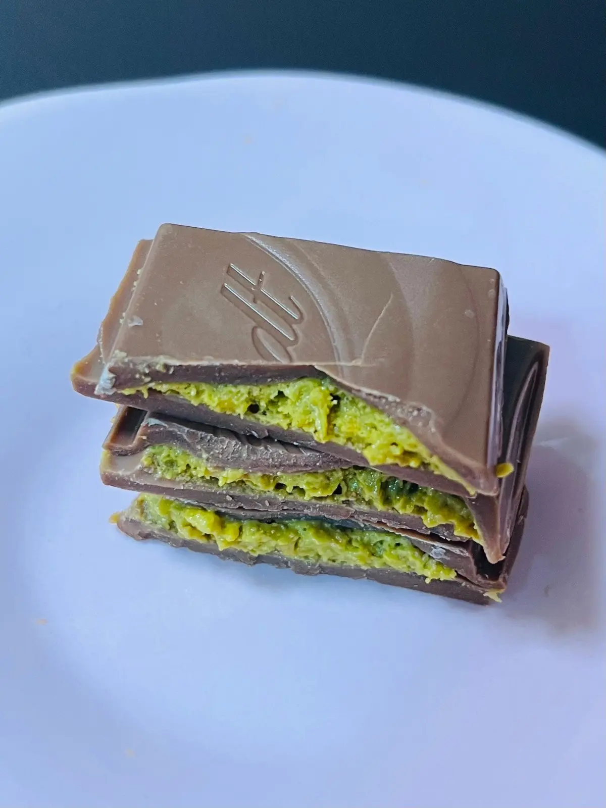 MOREインフルエンサーズ　リンツ　ドバイチョコ