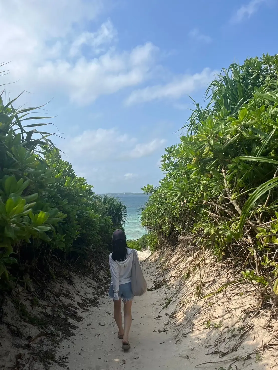 宮古島の砂山ビーチへ