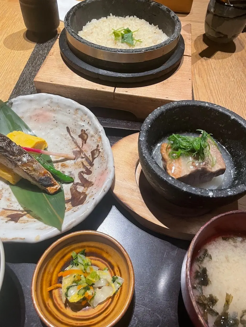 鰆の木の芽醤油焼きと塩角煮膳