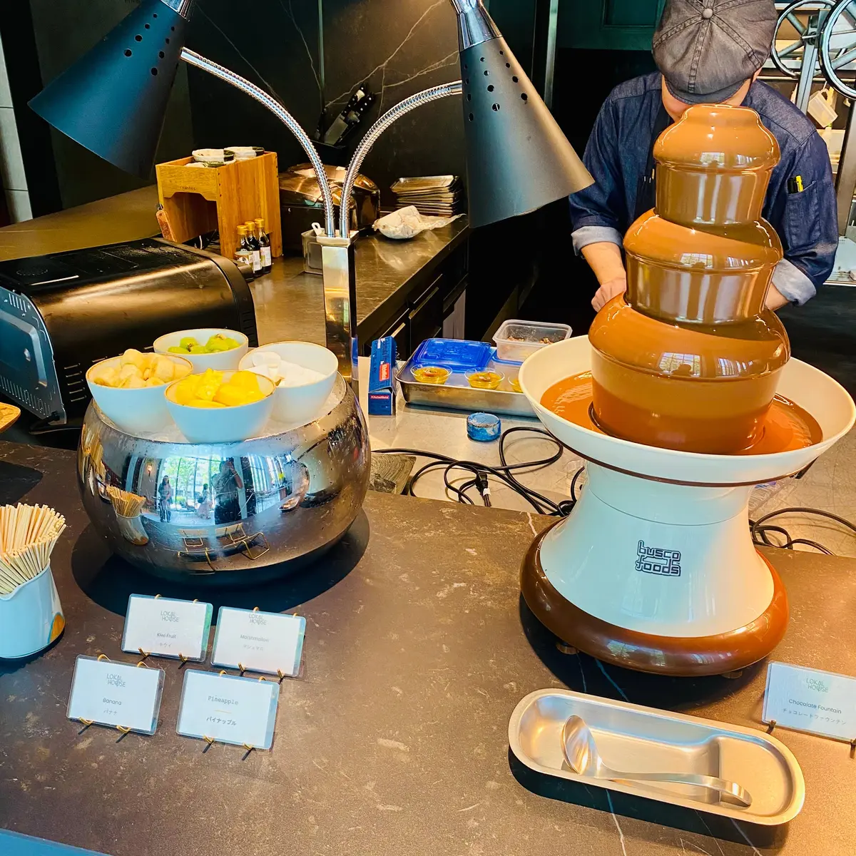 チョコレートフォンデュ