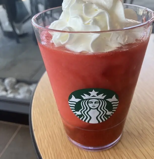 【スタバ】theいちごフラペチーノのアポの画像_1