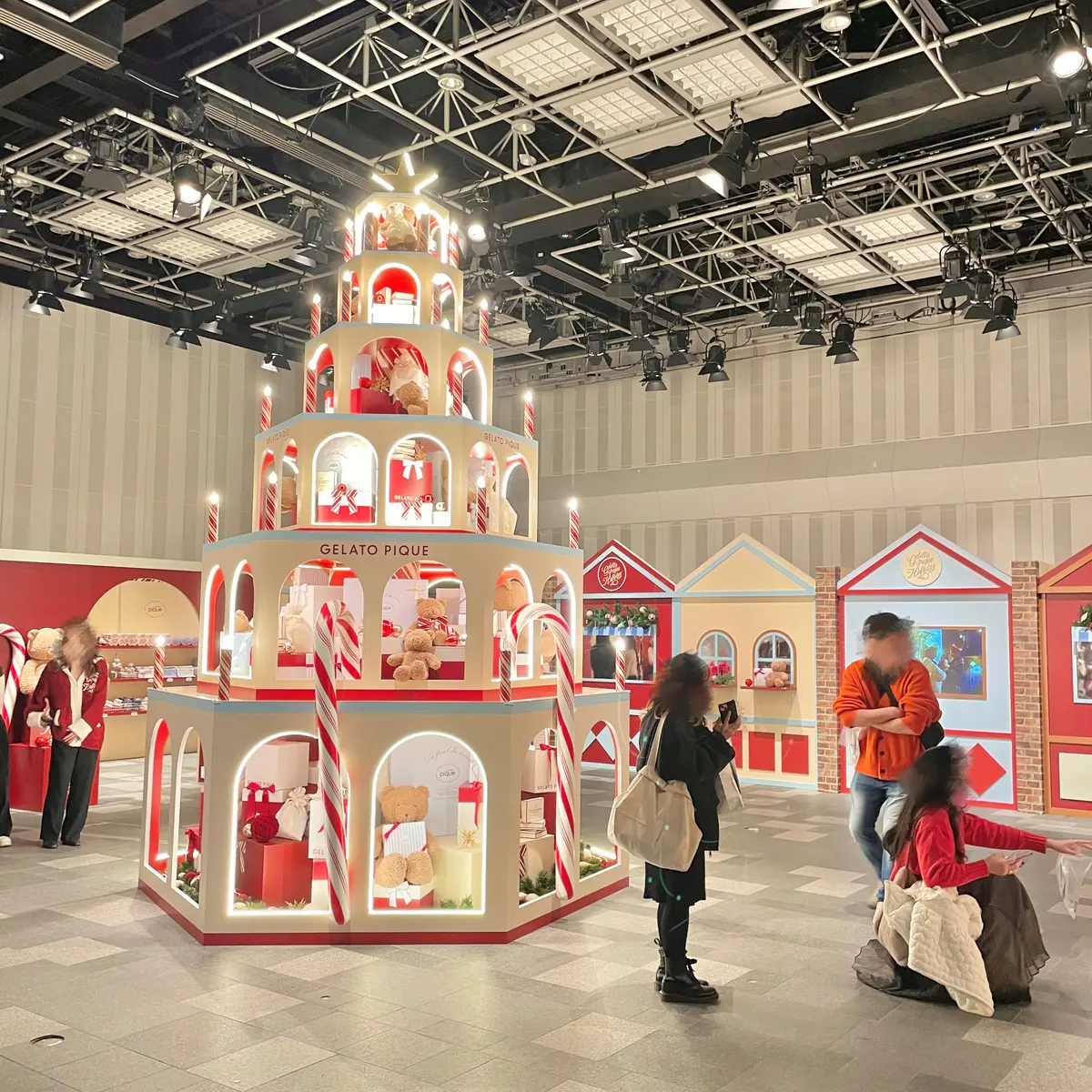 東京・表参道ヒルズで開催中の「ジェラート ピケ クリスマスギフトマーケット(GELATO PIQUE CHRISTMAS GIFT MARKET) 2024」