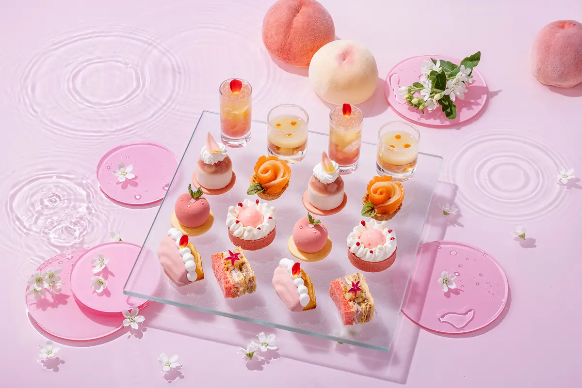 桃づくしのひとときをホテルラウンジで♡