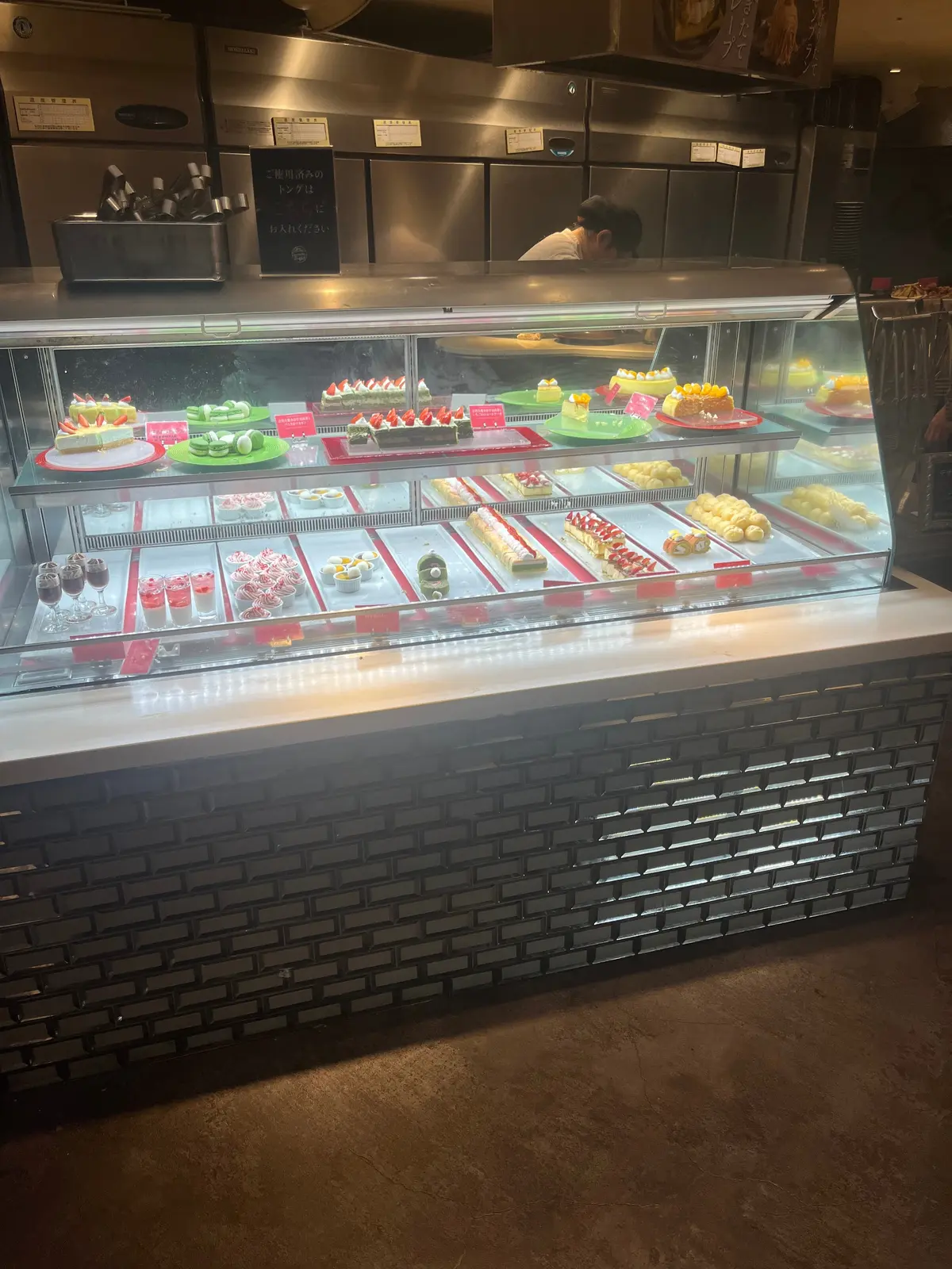 【東京/新宿】ハーゲンダッツ食べ放題！？の画像_4