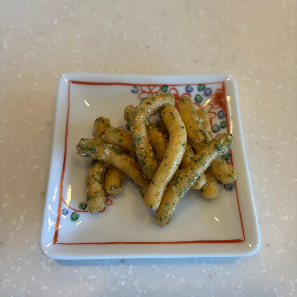 【東京】東京駅で買える！絶対に喜ばれる手の画像_4