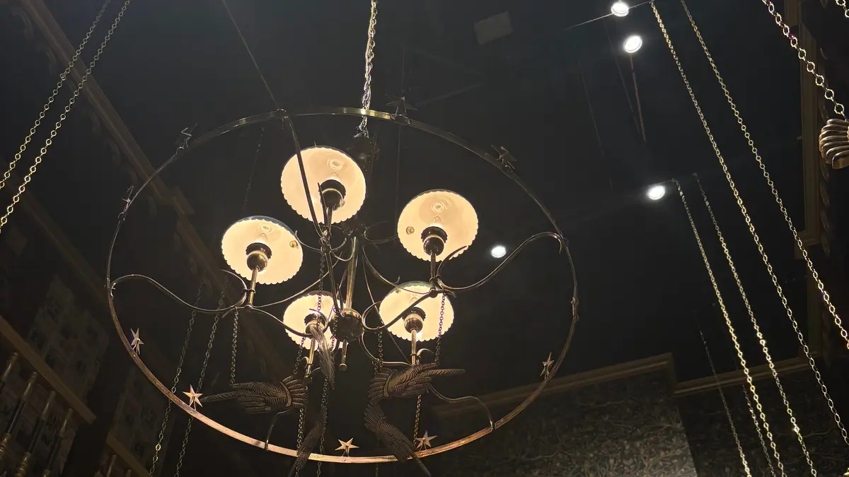 ツアー中：天井ライト