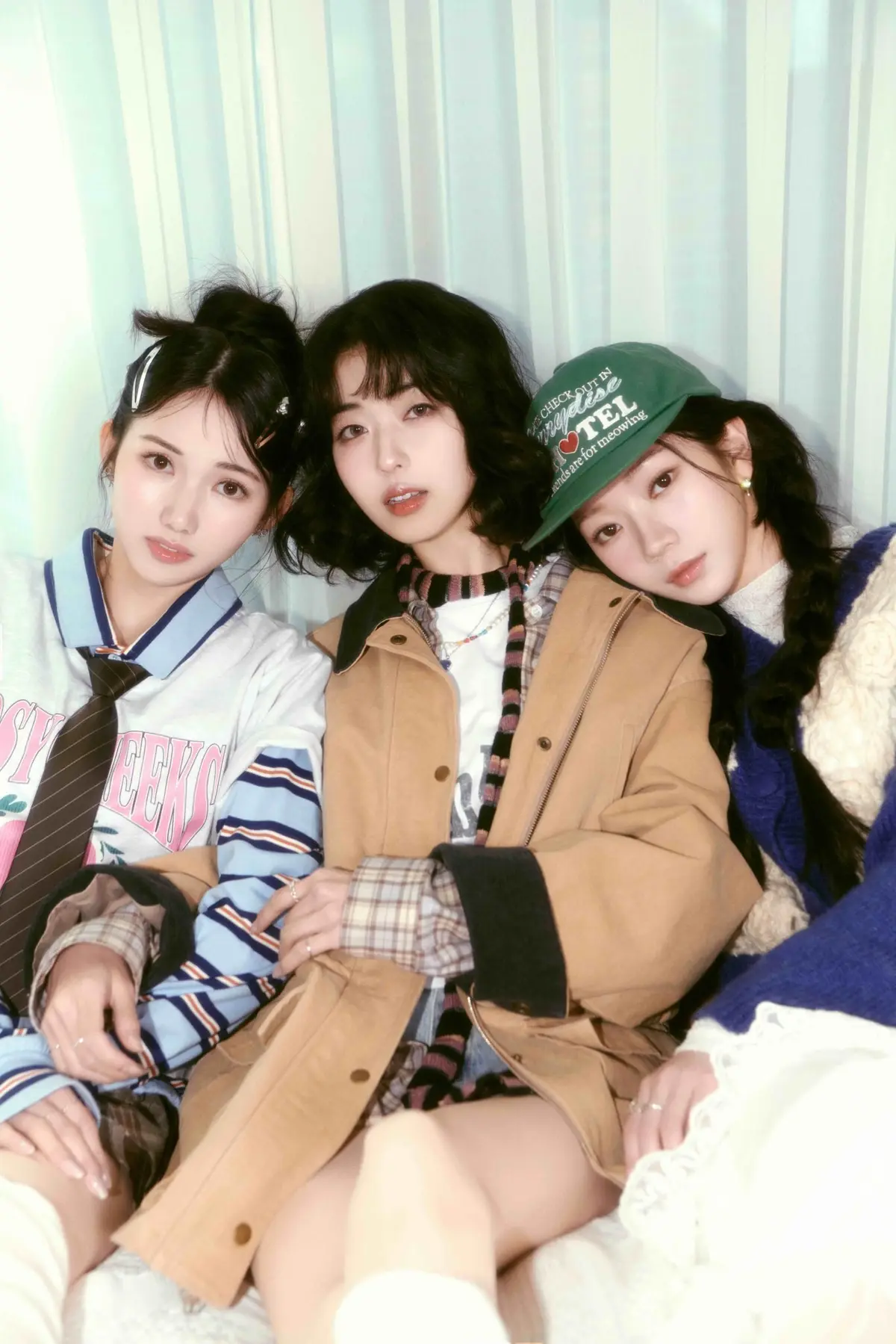 IS:SUE（イッシュ）NANO・YUUKI・RINOが並んだ新デジタルシングル「Love MySelf」のメインビジュアル