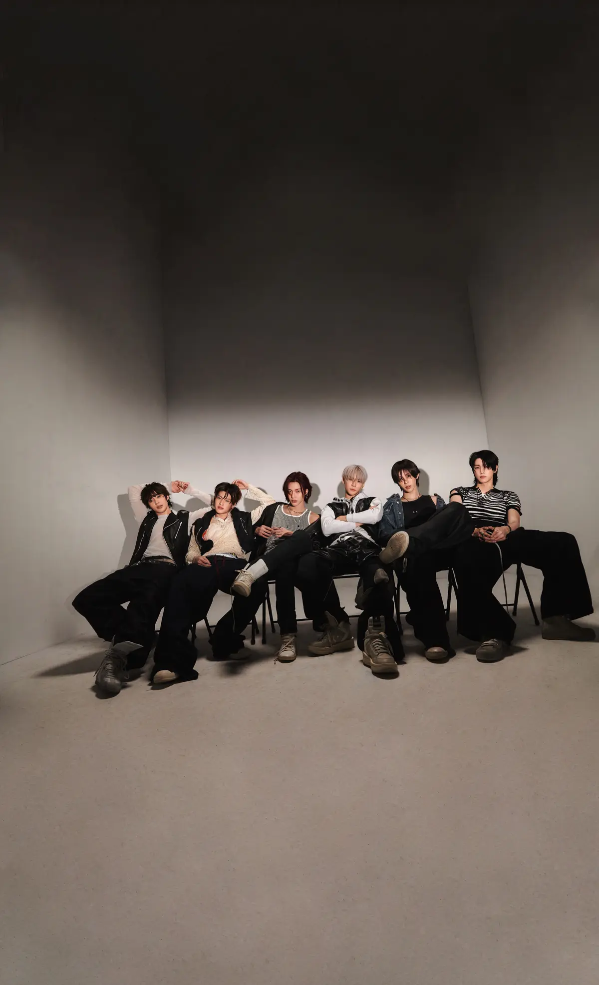 ビジュアルポスター