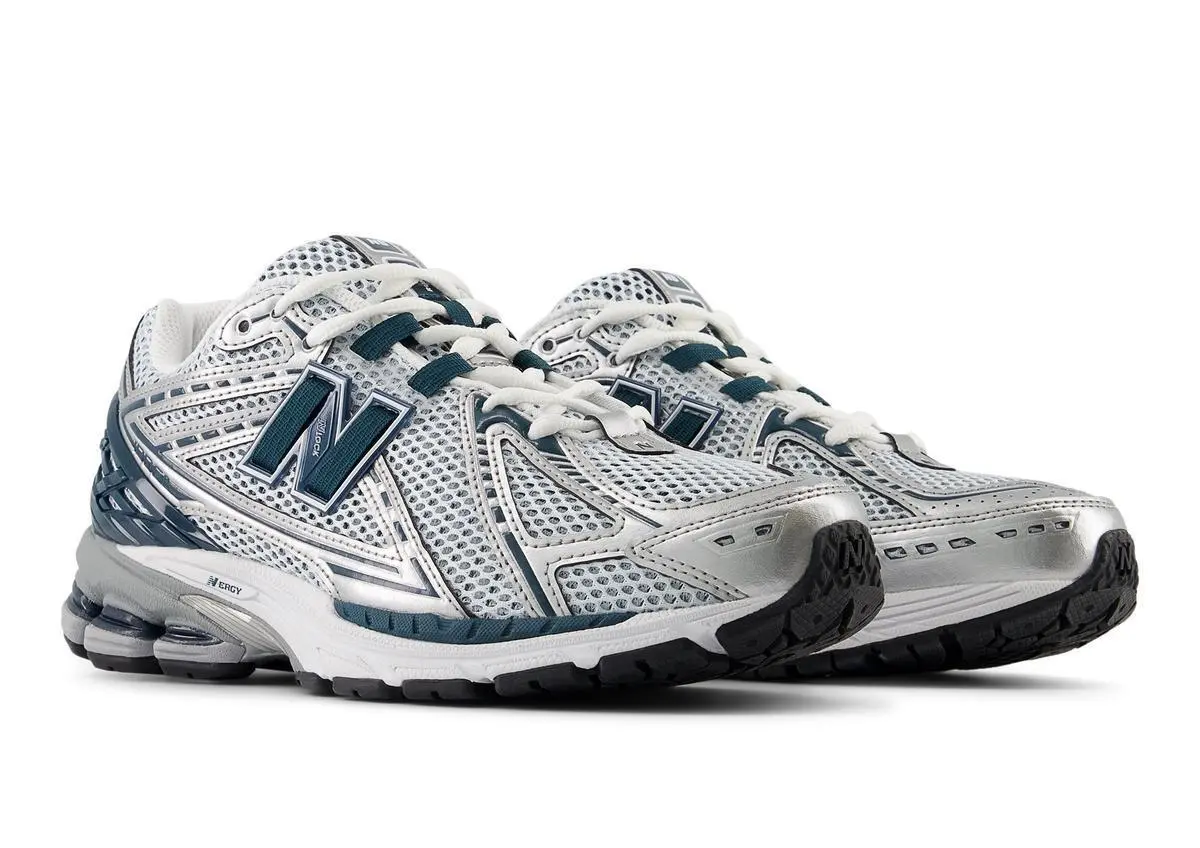 レディースウォーキングシューズ　『ニューバランス』1906R