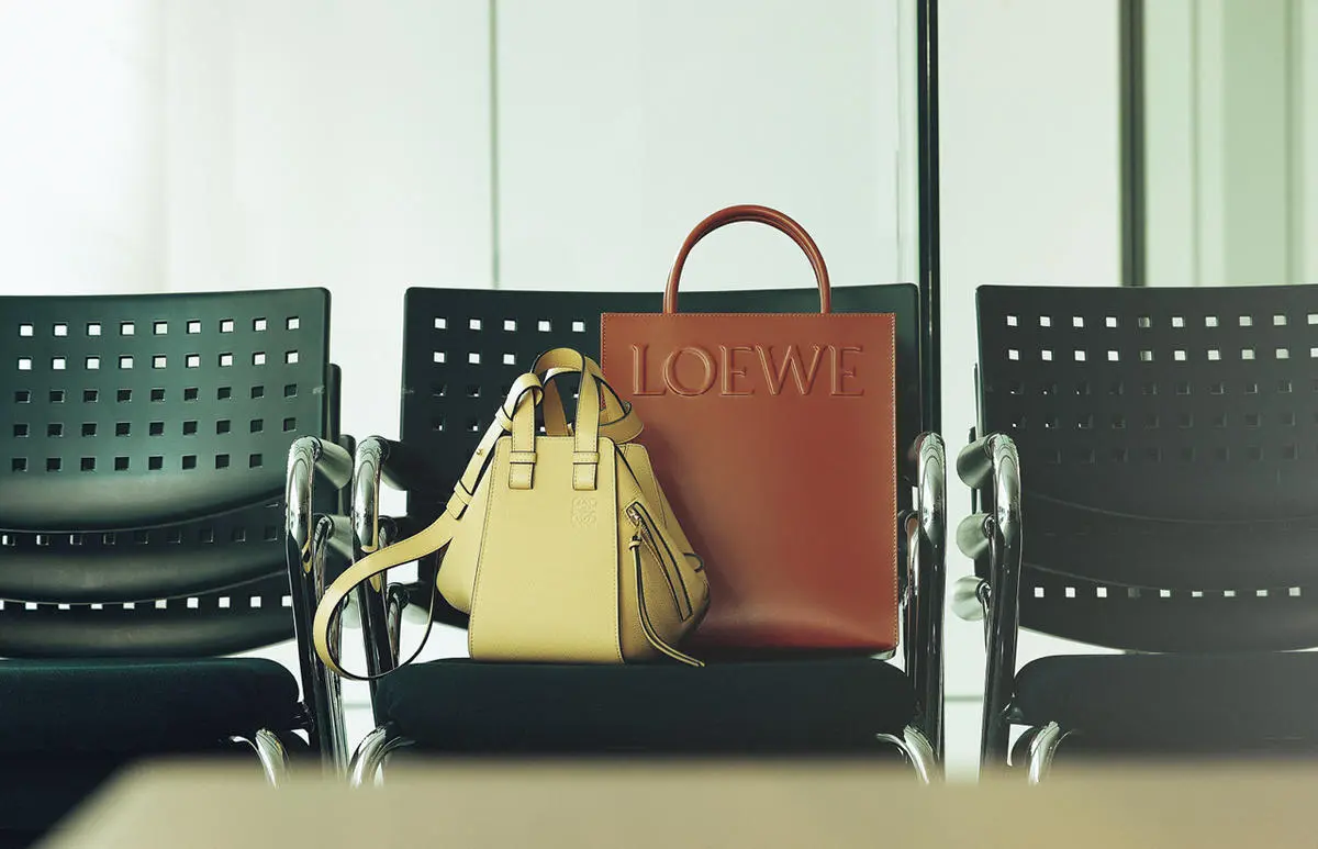 美品18万◇LOEWE ロエベ ヘリテージ M A4対応 レザー トート バッグ