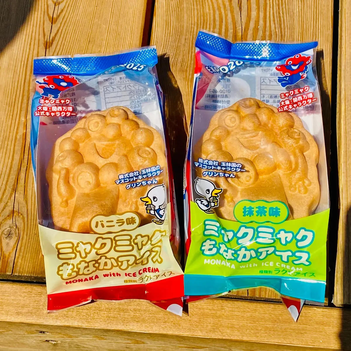 ミャクミャクもなかアイス