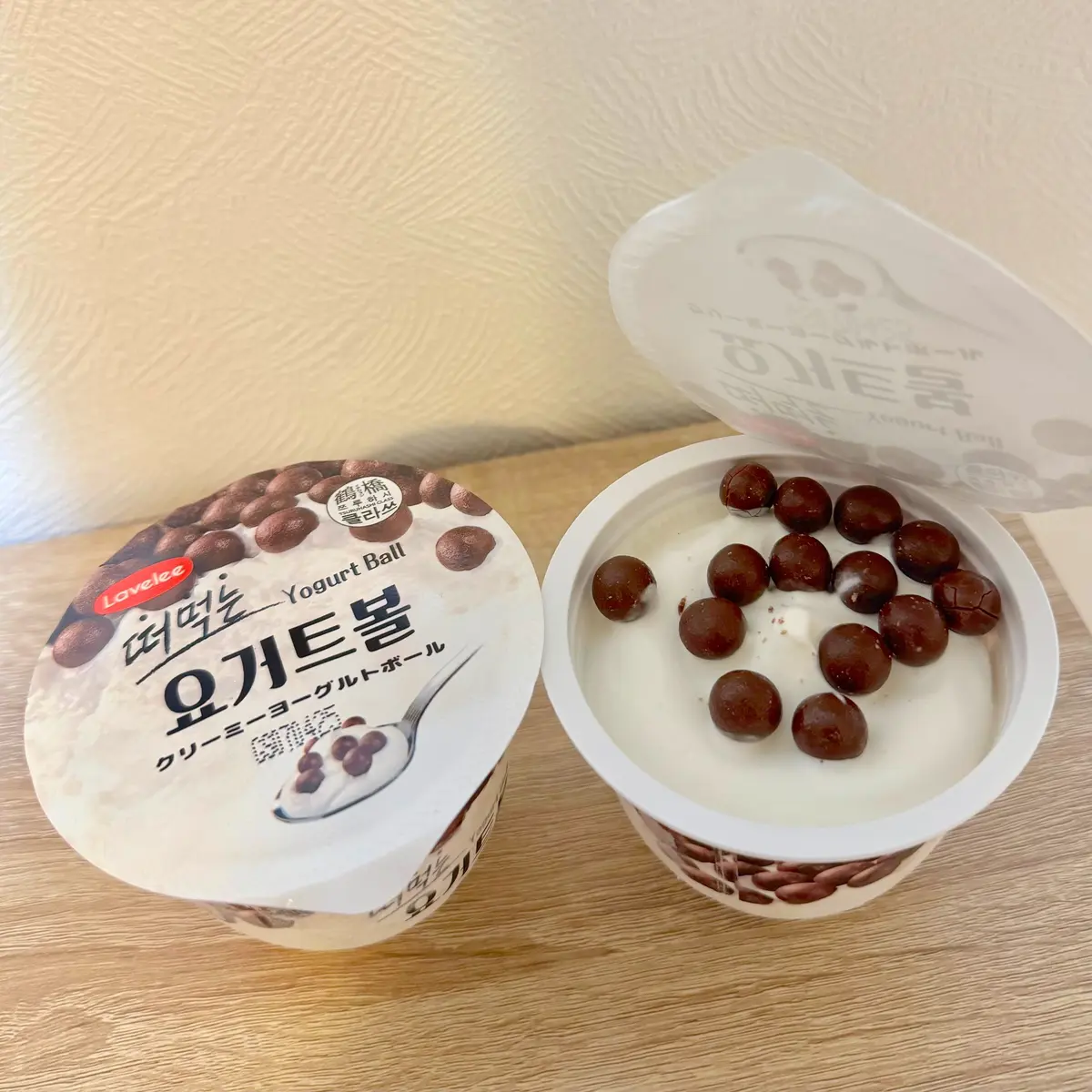 MOREインフルエンサーズ　セブンイレブン　クリーミーヨーグルトボール