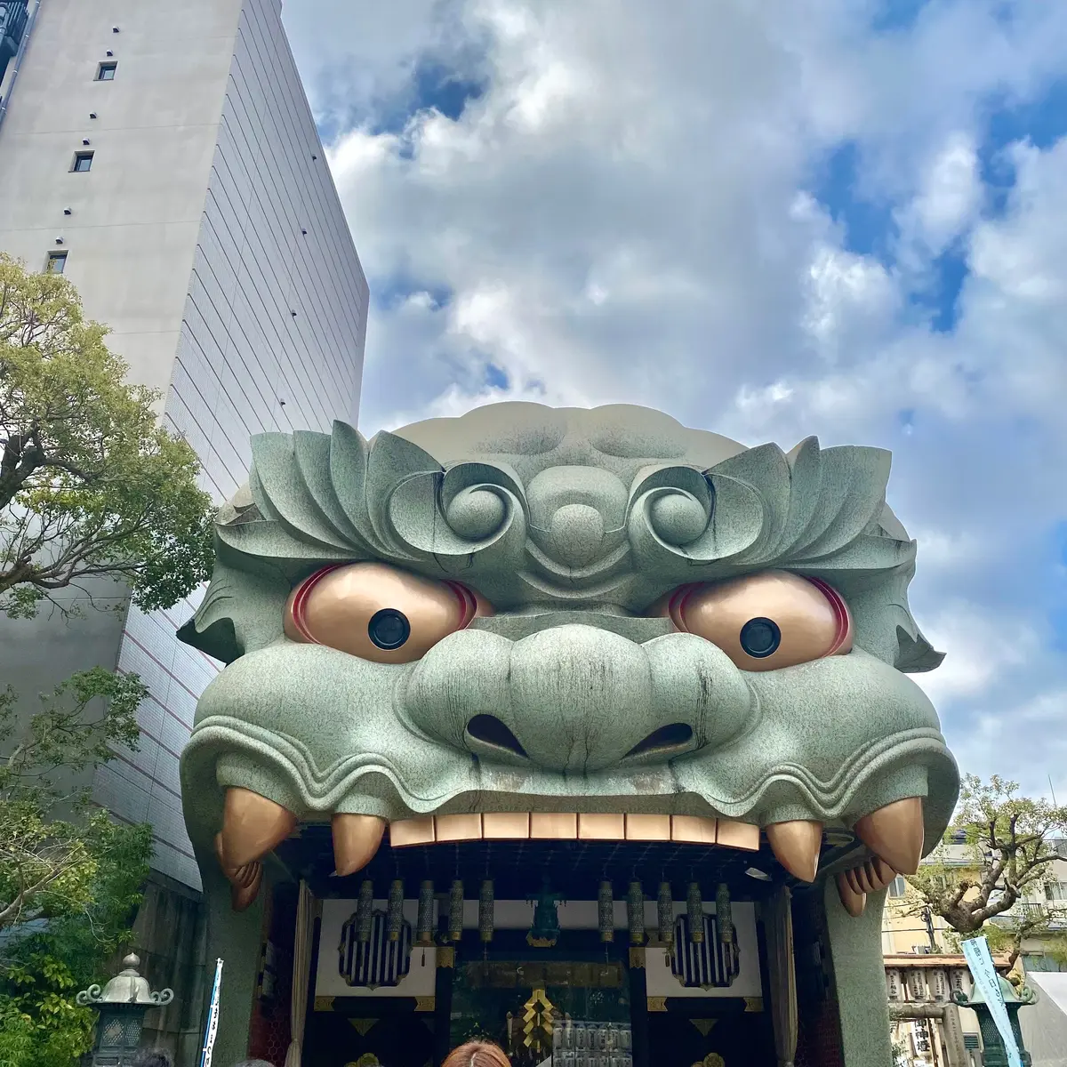 難波八阪神社の獅子
