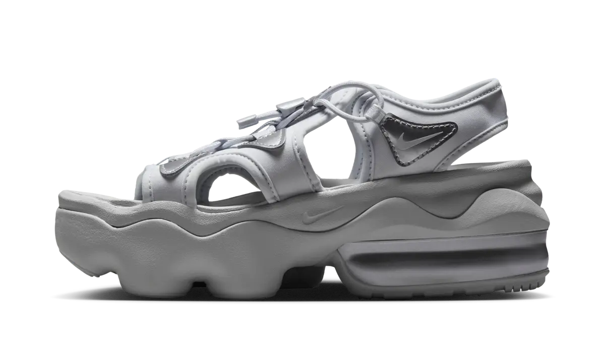 ナイキ　スポサン　エアマックスココ