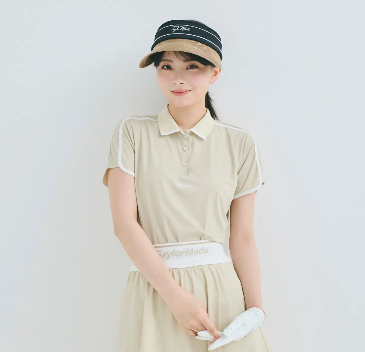 川口ゆりな ゴルフウェア トップス