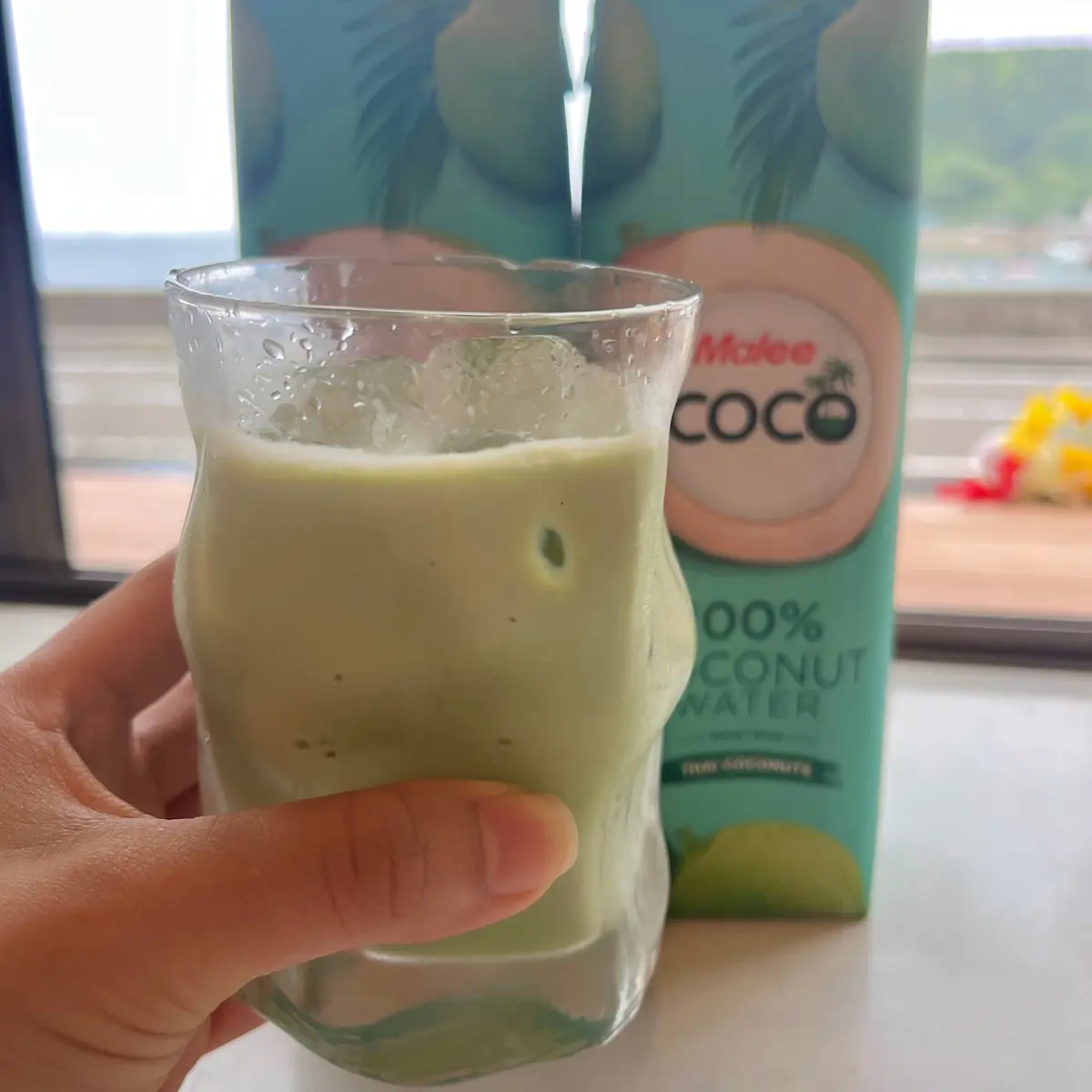 海外セレブに大人気の”飲む点滴”ココナッの画像_3