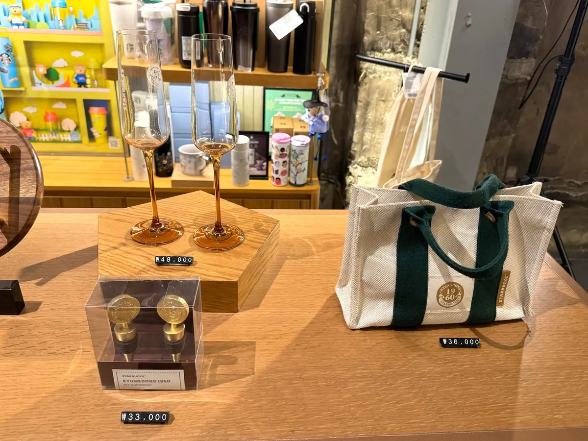 【韓国】劇場跡をリノベしたスタバ！「スタの画像_6