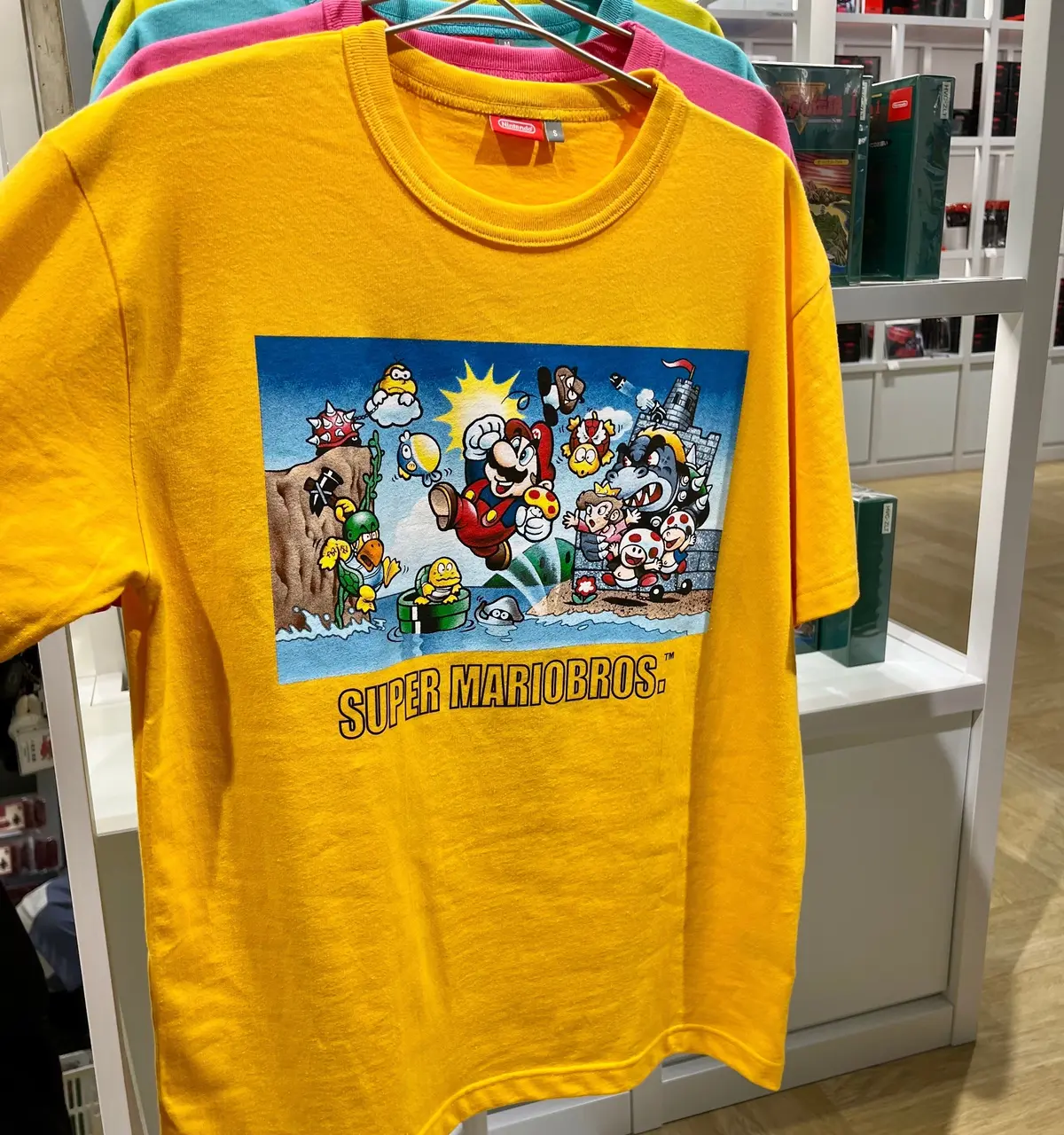 ニンテンドーミュージアム　Tシャツ　スーパーマリオブラザーズ