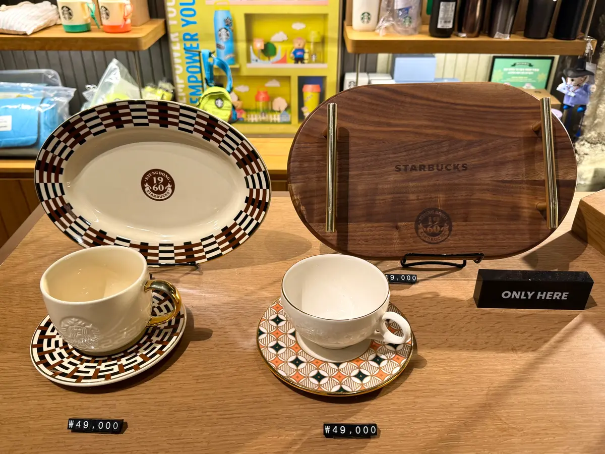 【韓国】劇場跡をリノベしたスタバ！「スタの画像_5