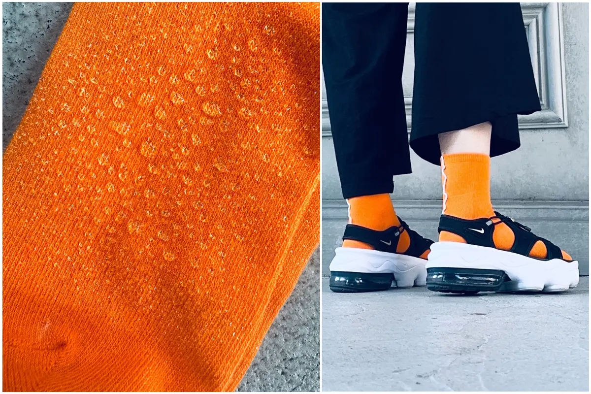 3COINS（スリーコインズ／スリコ）で人気の雨対策グッズ：撥水加工ソックス