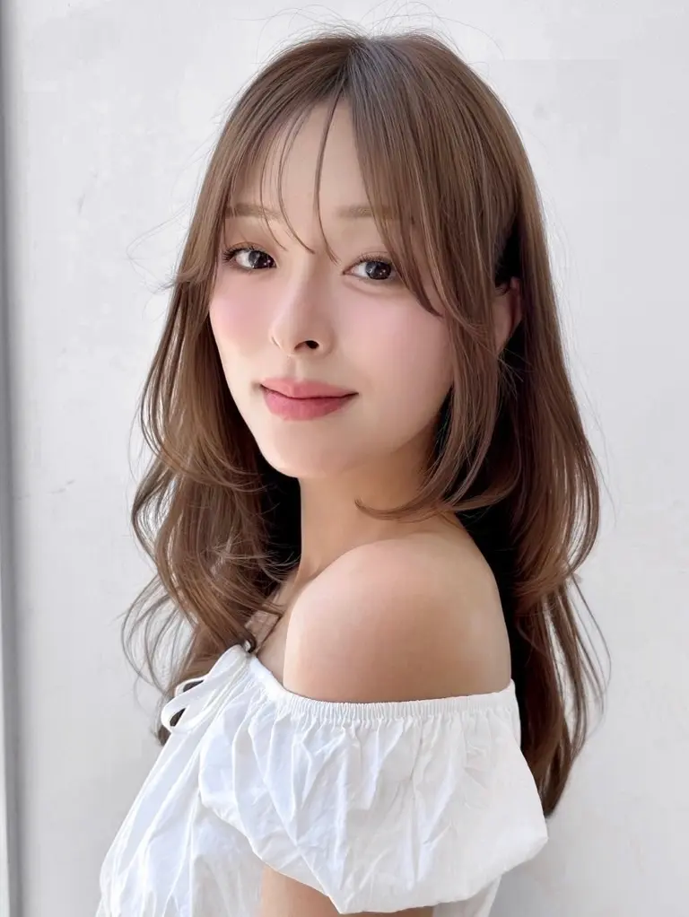 2wayバングのレイヤースタイル　正面カット