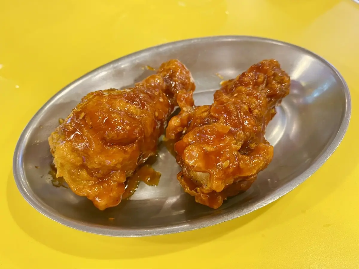 韓国料理　ヤンニョムチキン