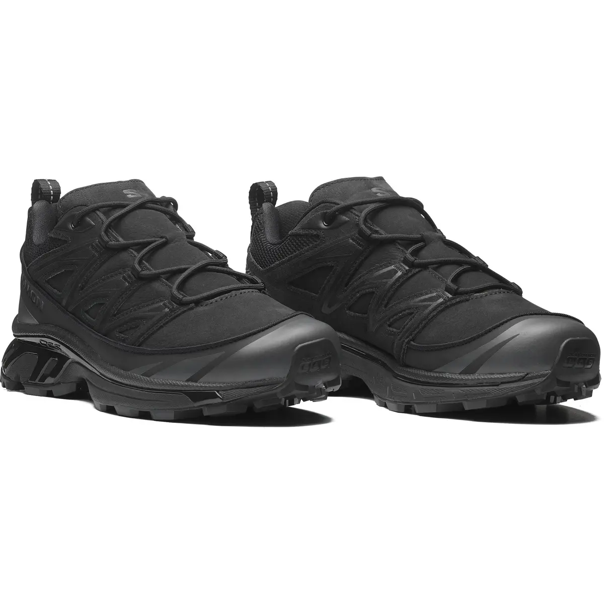 XT6　サロモン　レザー