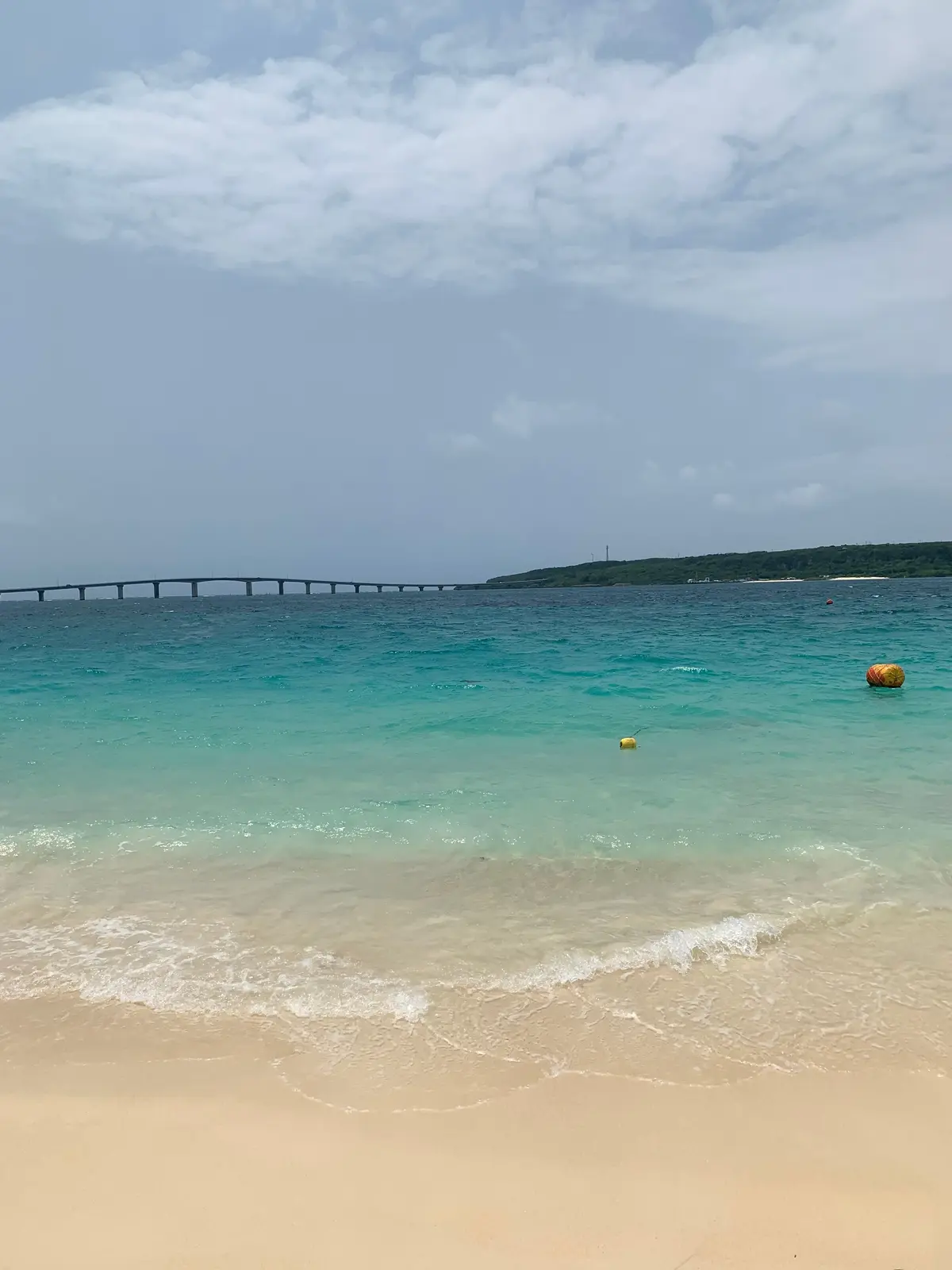 宮古島の与那覇前浜の写真