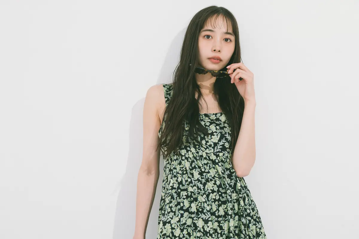 井桁弘恵　よりカット