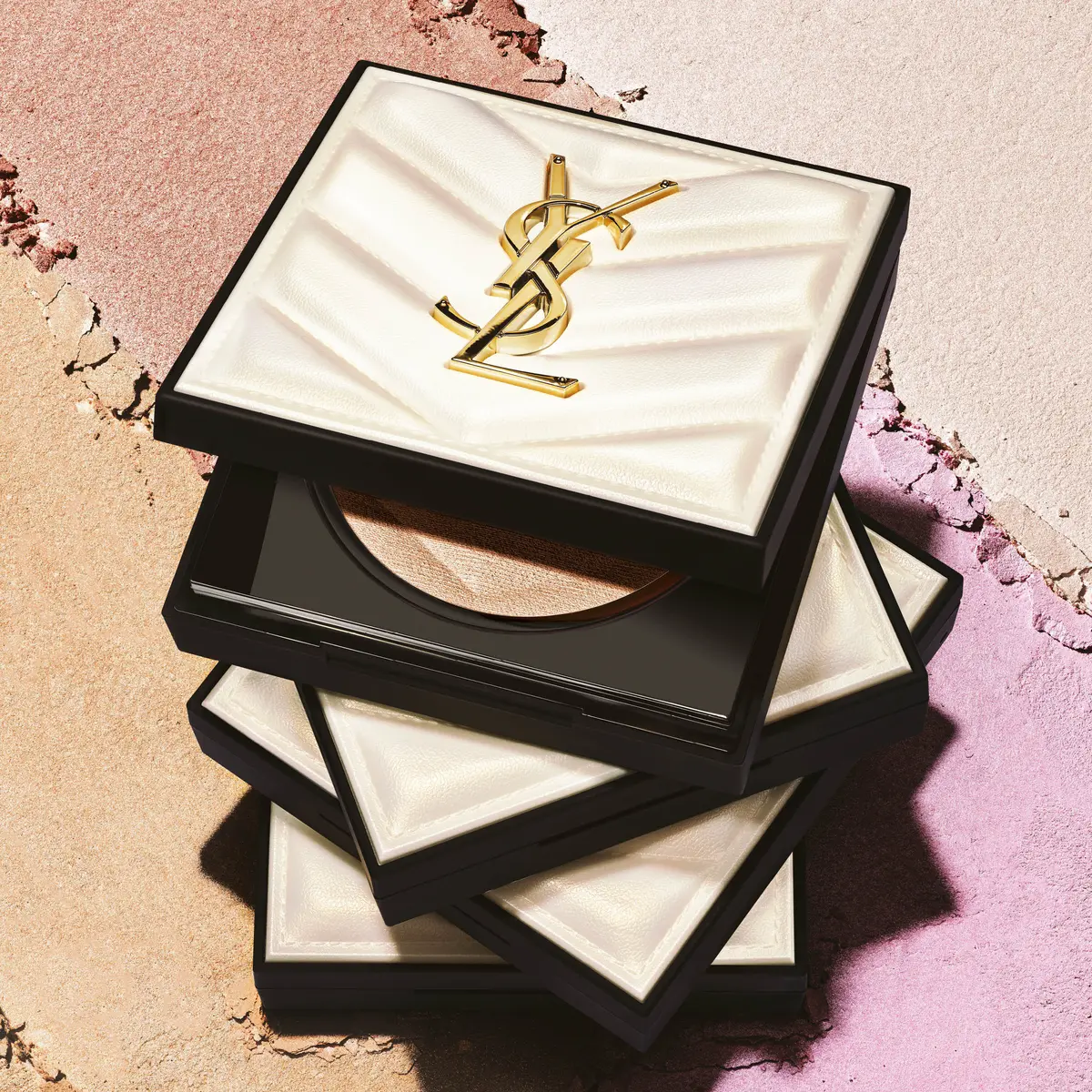 イヴ・サンローラン　アイシャドウ　チーク　ハイライト　まとめ売り YSL（イヴ・サンローラン）の新チークをスウォッチ！ 3つの質感