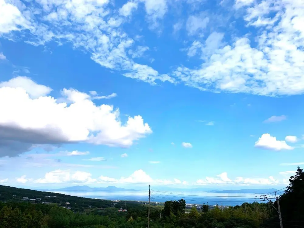 大パノラマを望みながら、リッチな空間で外気浴