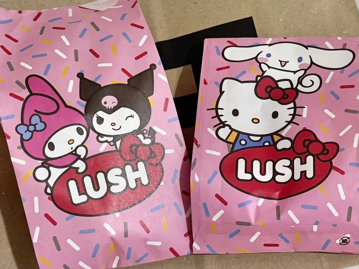 Lush × Hello Kitty And Friendsの包装