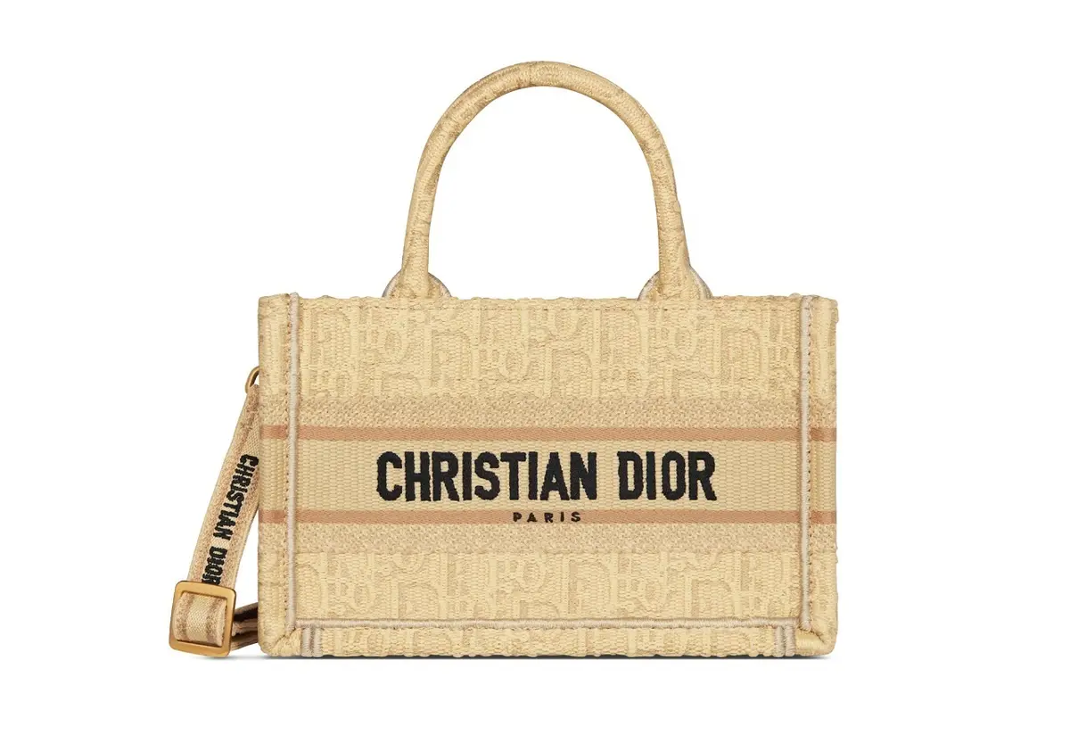 ハイブランドミニバッグ名品　DIOR　ディオール　スクエア型ミニバッグ　ベージュ　ブックトート