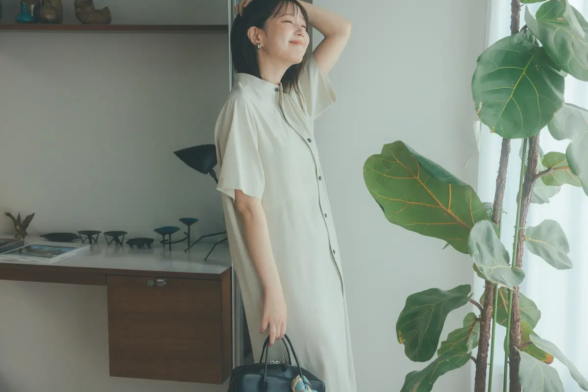 本田翼　白ワンピのコーデ