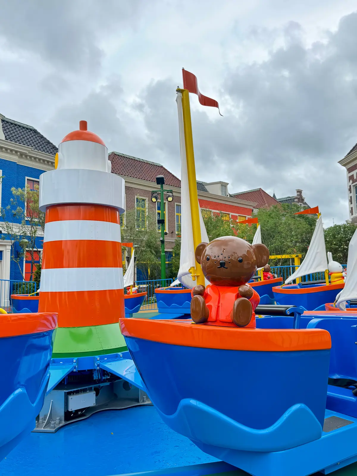 ハウステンボスミッフィーヨットアトラクション ボリス