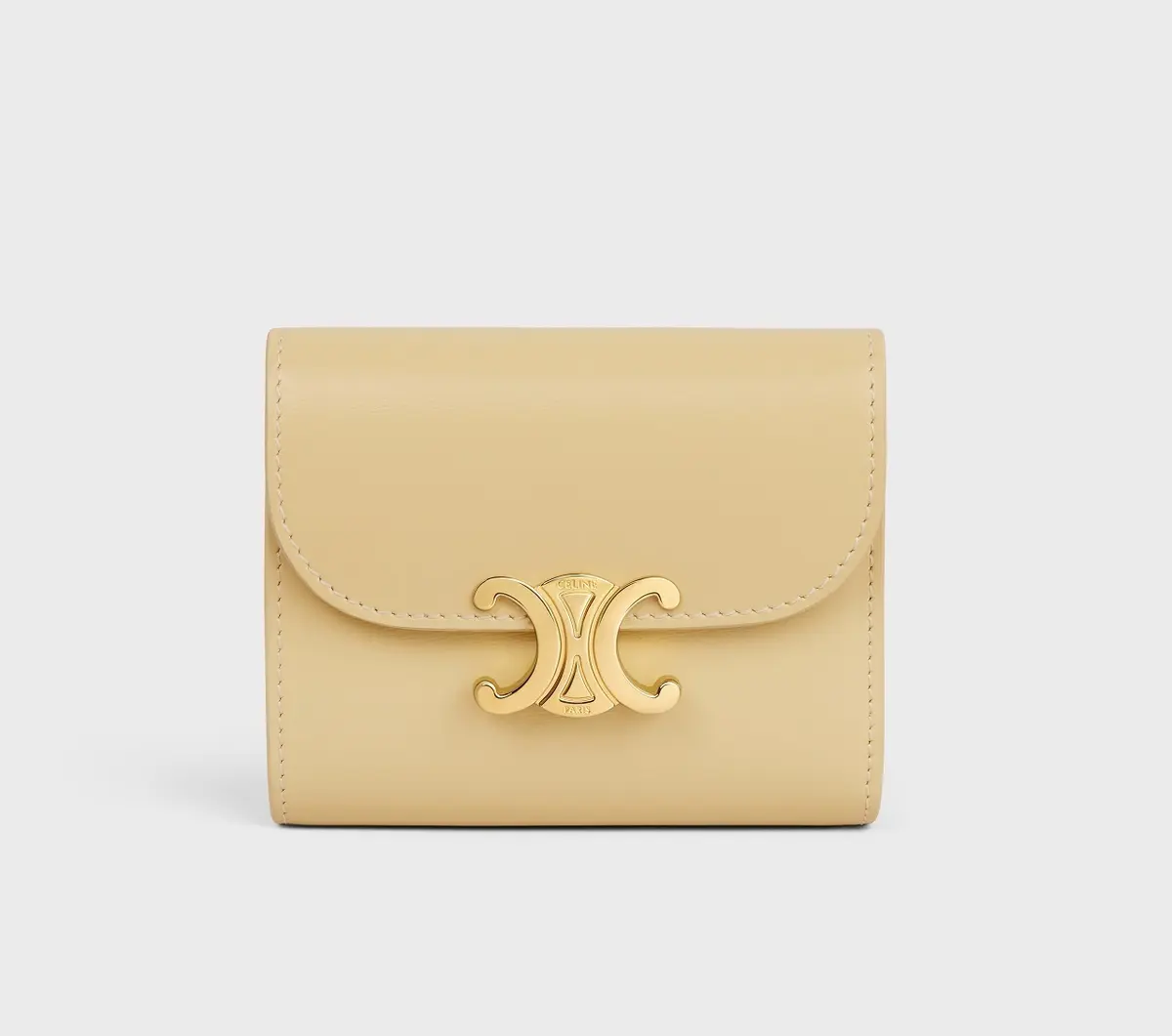 CELINE（セリーヌ）』おすすめ折り財布3選。圧倒的人気を誇る