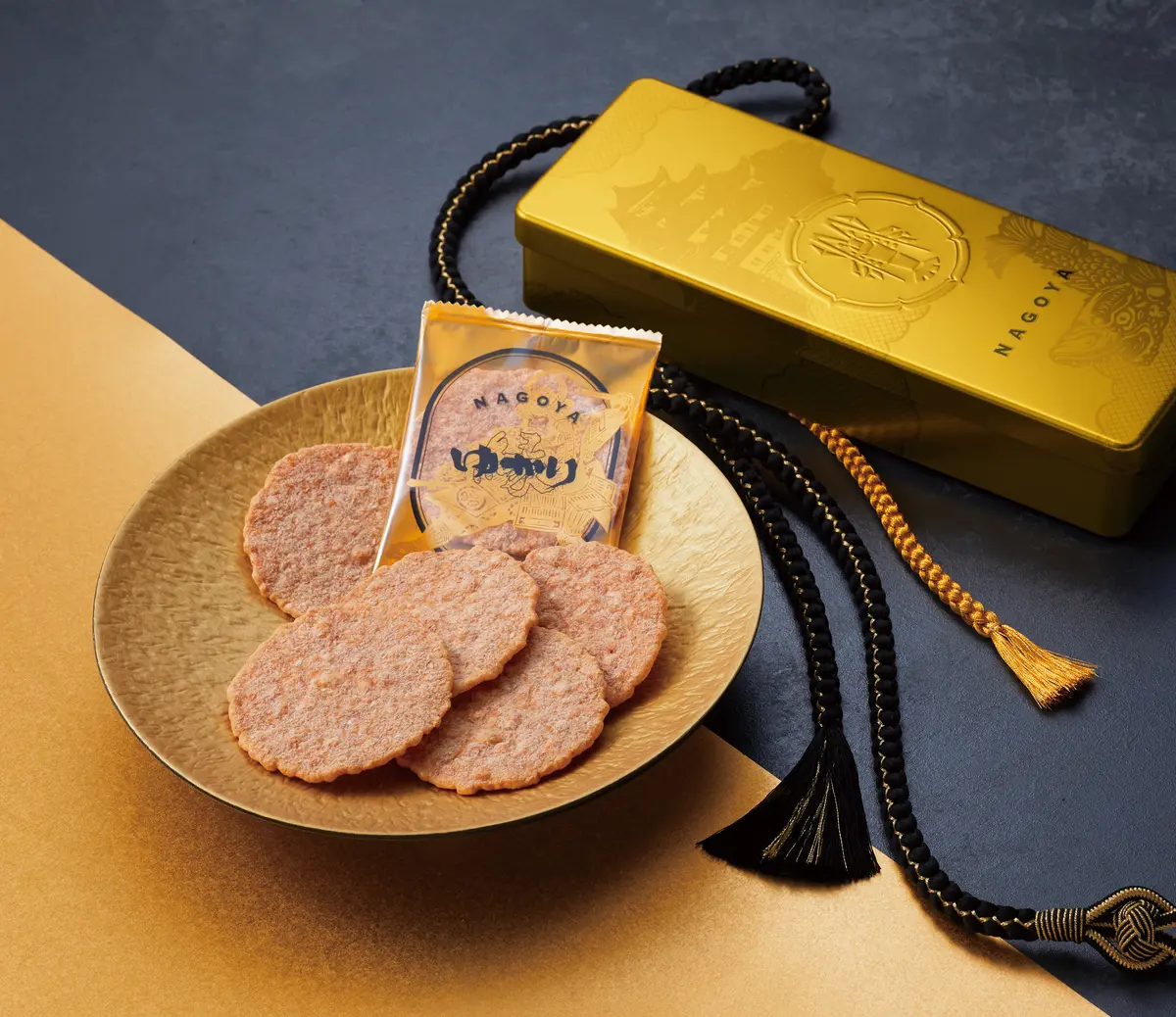 「ゆかり黄金缶」／『坂角総本舖』