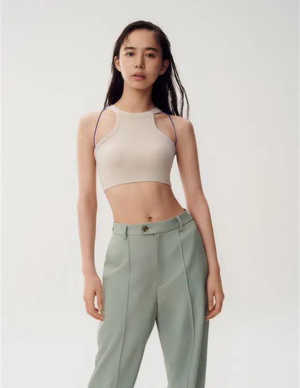 アンフィ　アクテ　ブラトップ