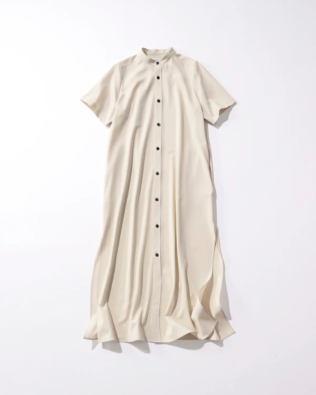 白のワンピース