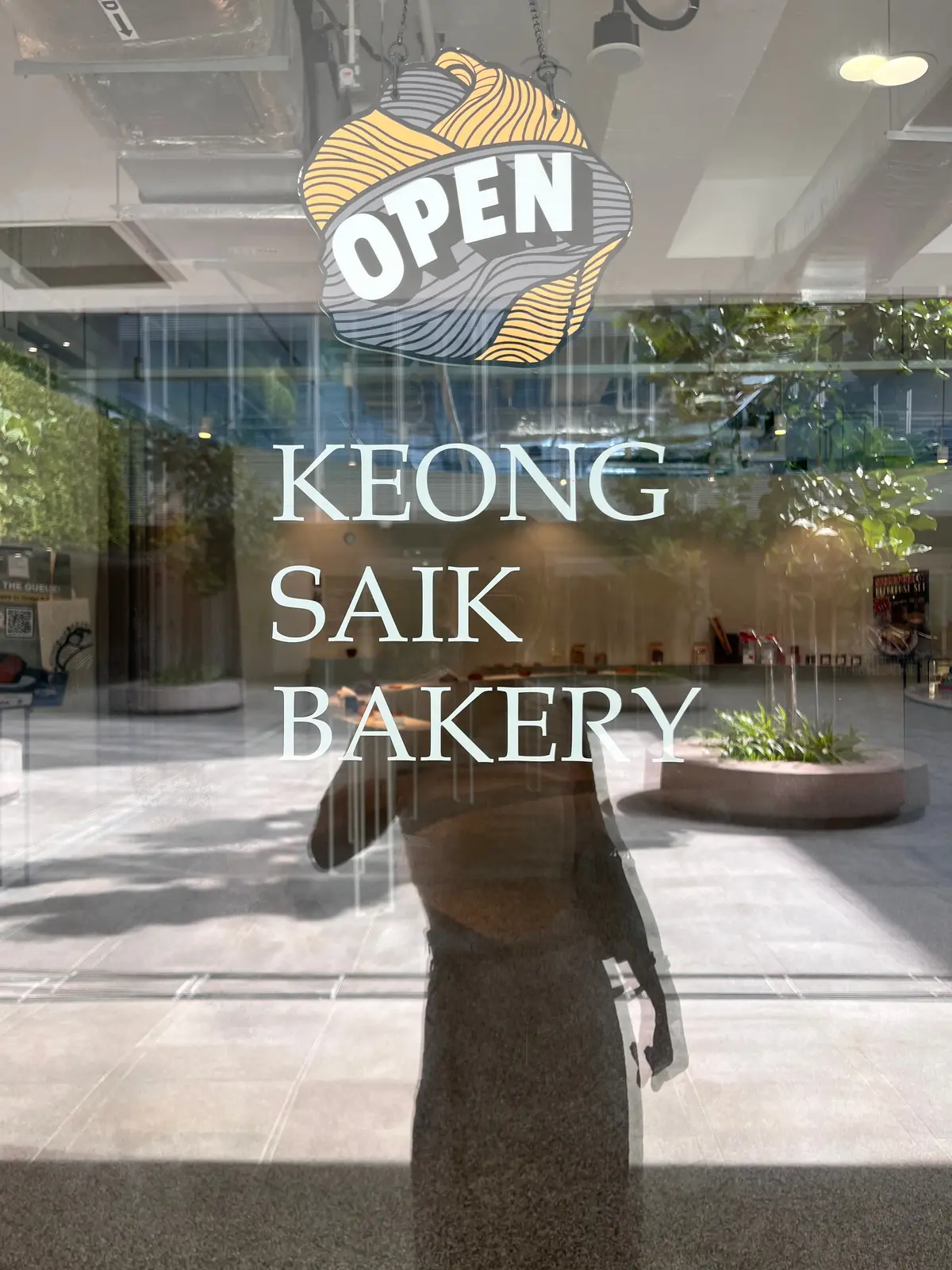 【シンガポール】まるでパンの美術館⁈朝食の画像_1