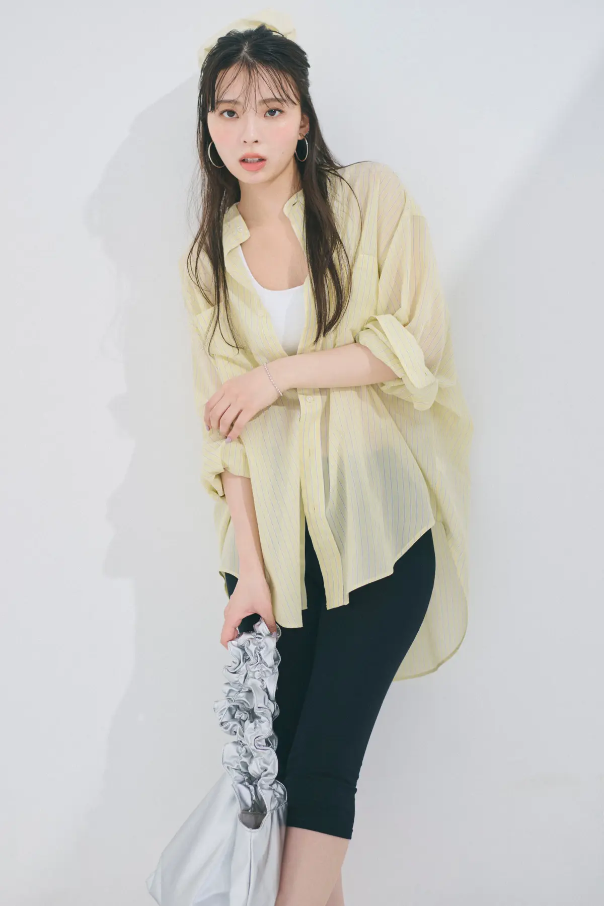 リトニア様♡激かわ♡　リゾート　Tシャツ　レギンス　ラフコーデ　ラスト1 川口ゆりなの休日コーデ】シアーシャツ＋レギンスで作る
