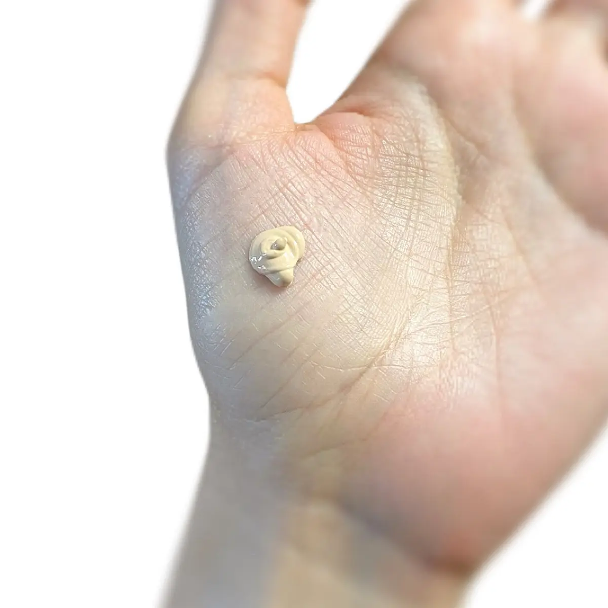 アバウトトーン／スキンレイヤーフィットファンデーション　実際の質感　韓国コスメ